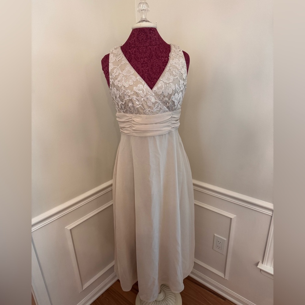 Elegant Cream Lace Women Dress
